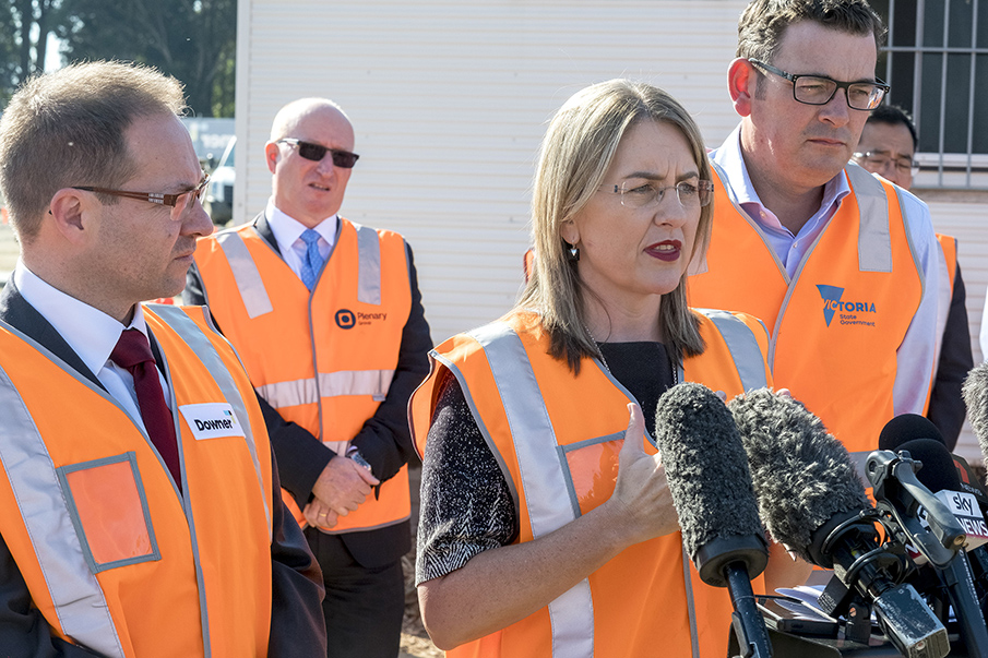 Downer awards first HCMT contract